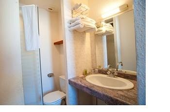 Citotel Hotel Le Commerce Severac-d'Aveyron Ngoại thất bức ảnh